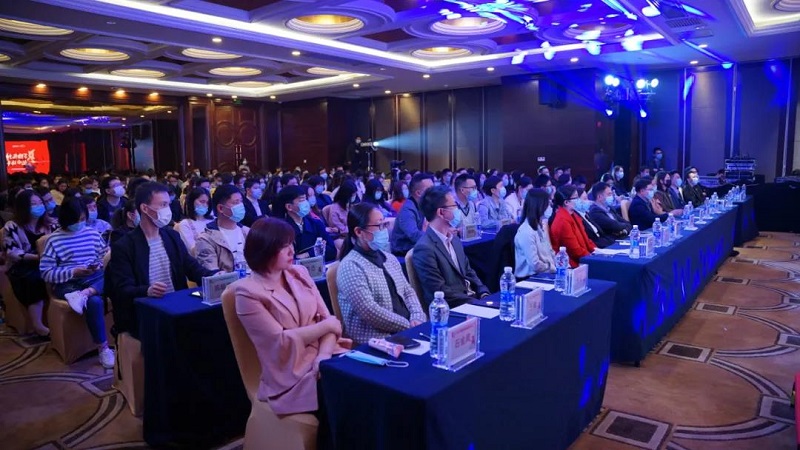聯萬物乾坤,執云端牛耳丨云里物里2021年度戰略發展規劃會議圓滿召開